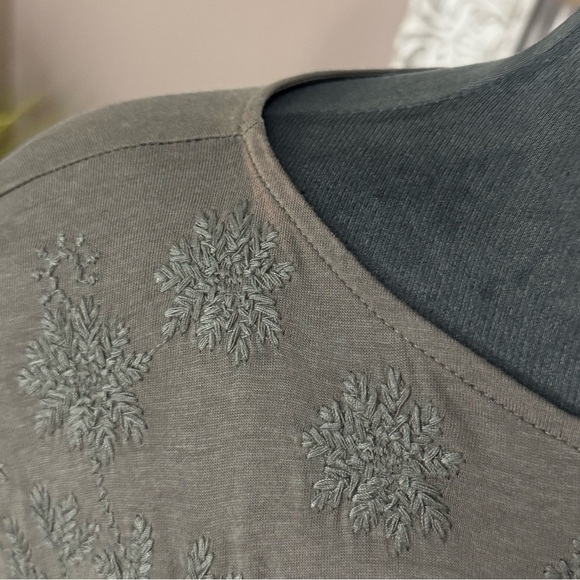 J. Jill • Embroidered Tunic Blouse - Picture 8 of 12